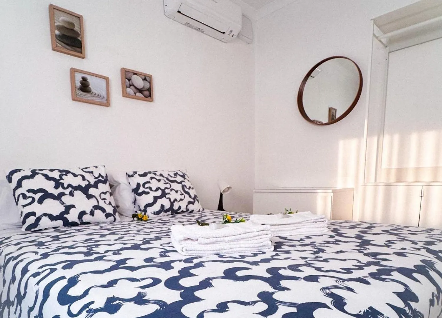 Central Olhao Home - Private Spacious Sunlit Patio 0*,  葡萄牙