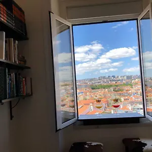 https://the-sunset-nest.hotels-lisbon-portugal.com